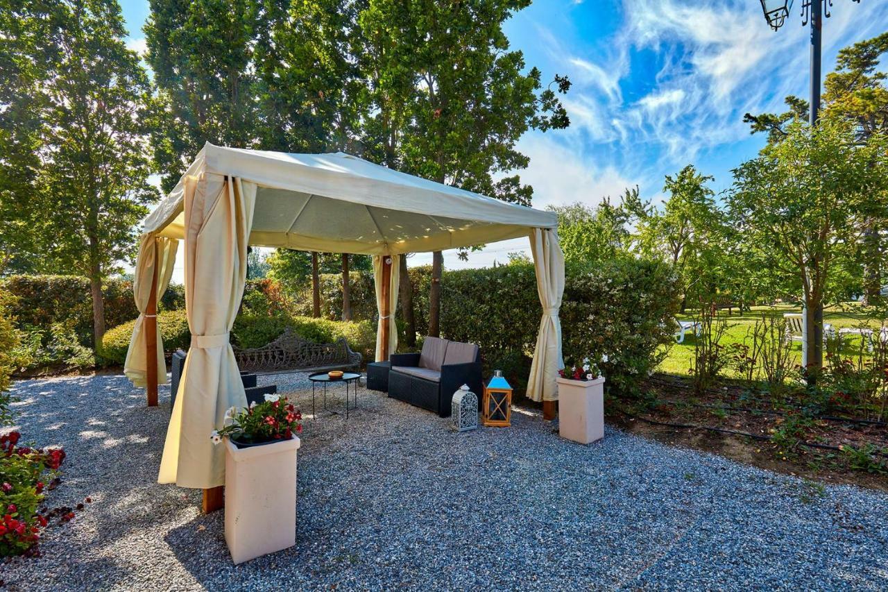 La Magnifica B&B Fauglia Екстериор снимка